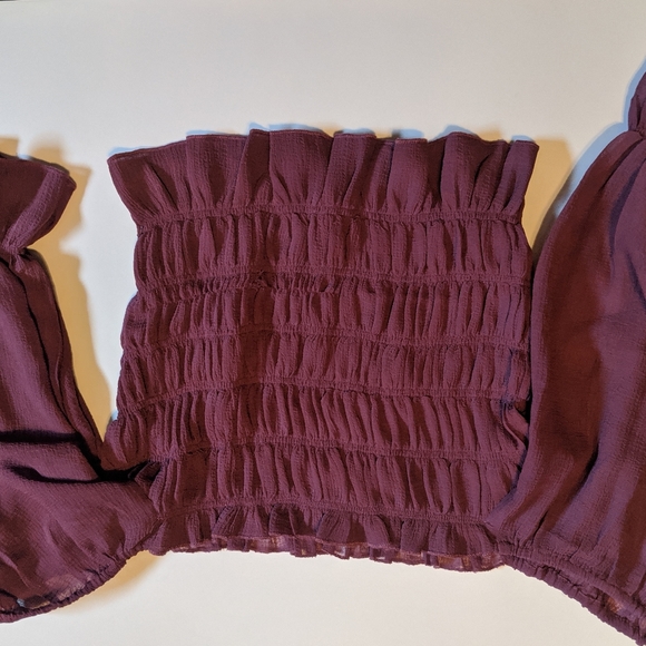Urban Outfitters Tops - Urban outfitters off shoulder top, light weight